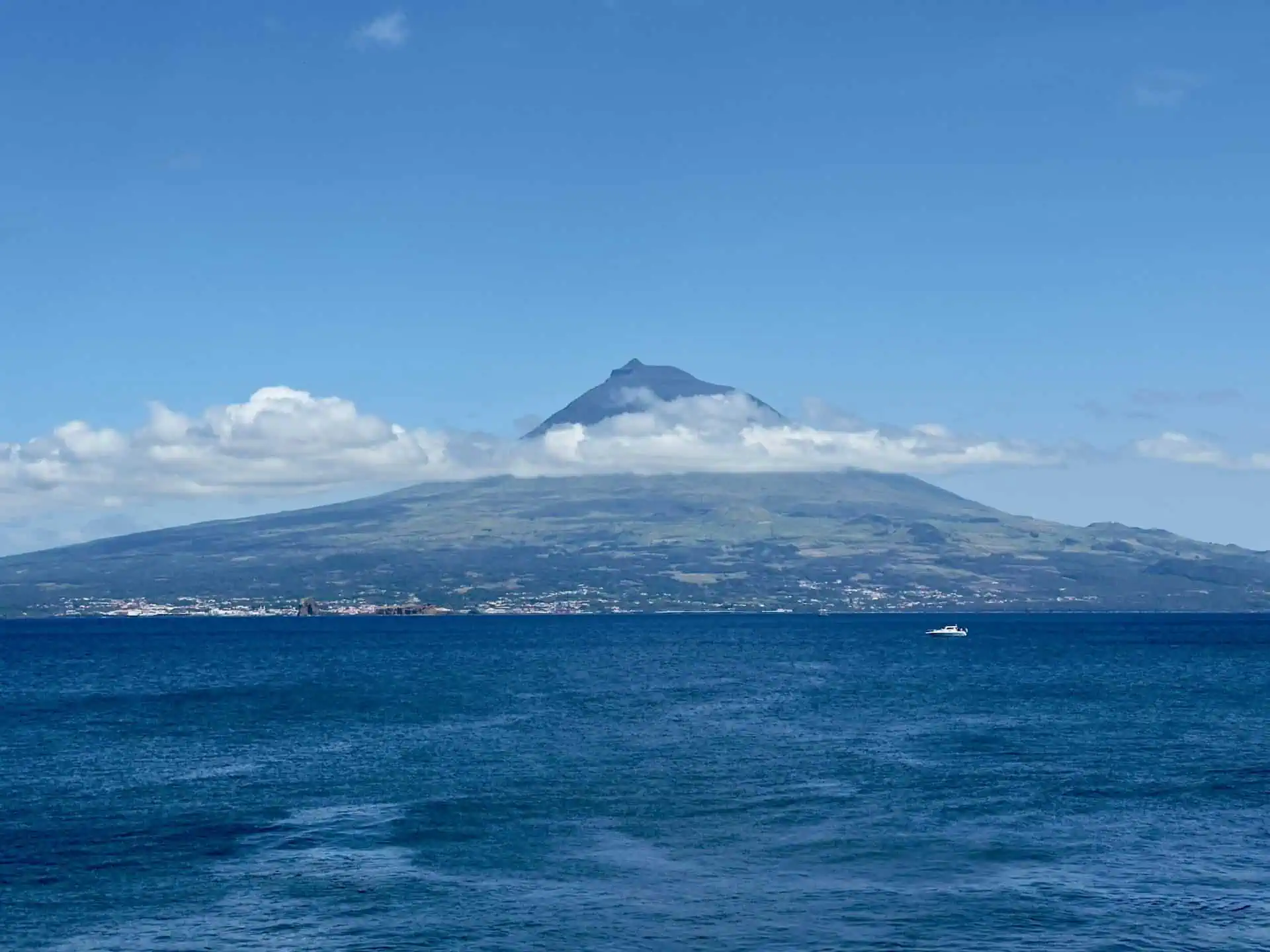 Pico Hiking Guide – 5 Trails and the Volcano Summit