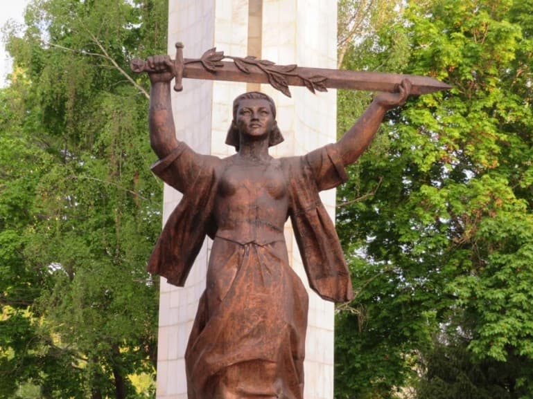 20 Best Things to do in Karakol, Kyrgyzstan