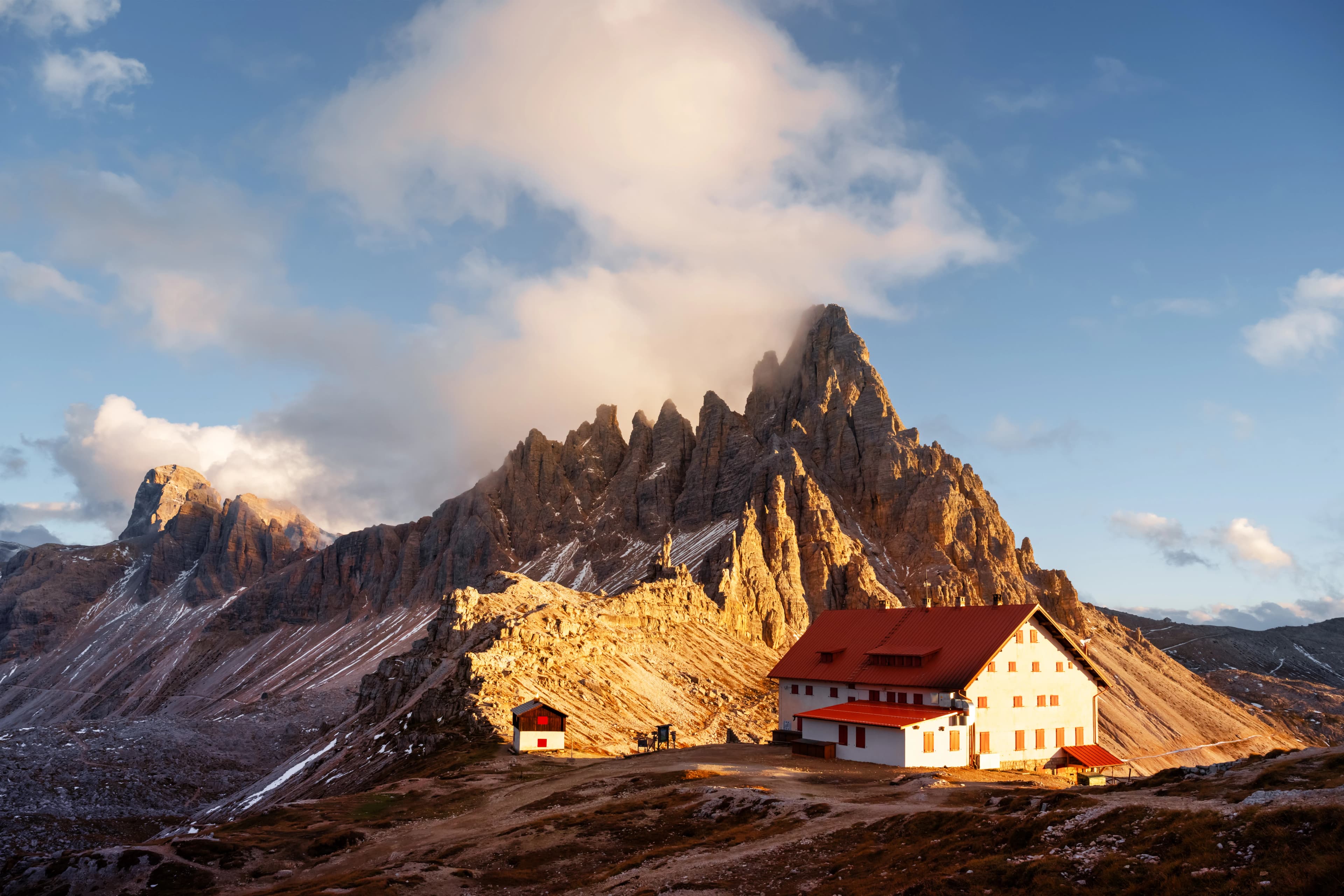 Dolomites Rifugio Guide: How Mountain Huts Work and What to Expect