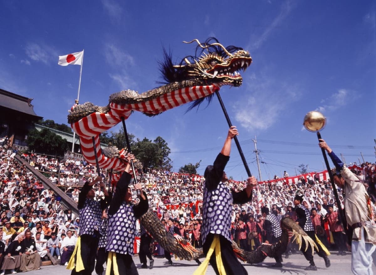 Nagasaki Kunchi 2026: How to Actually See Kyushu's Wildest Autumn Festival
