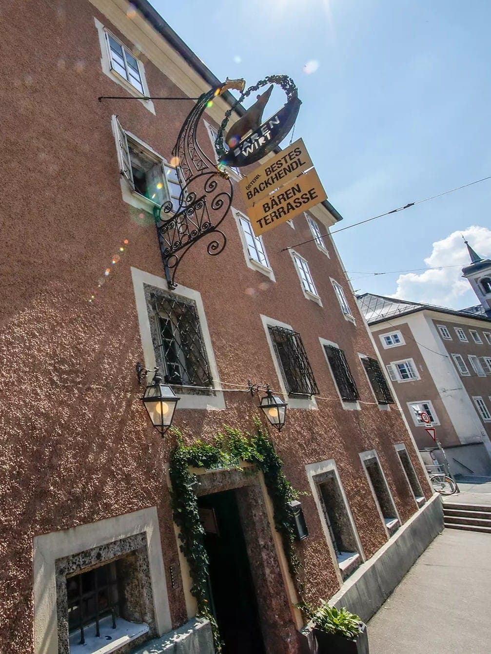 Bärenwirt Salzburg: Dining in Traditional Austrian Tavern