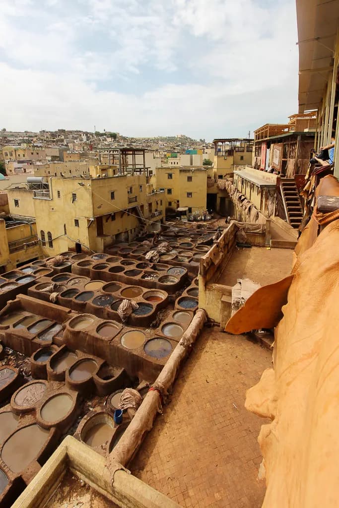 Fes Tanneries Guide: How To Visit Chouara Tannery (Routes, Terraces, Scams, Costs)