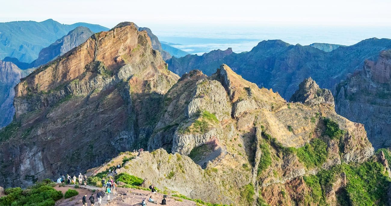 Exactly How to Hike Pico do Arieiro to Pico Ruivo (PR1) | Madeira’s #1 Hike