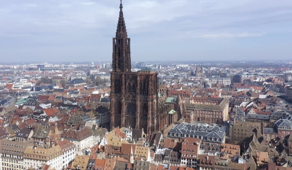 Plateforme de la cathédrale de Strasbourg et sa maison des gardiens