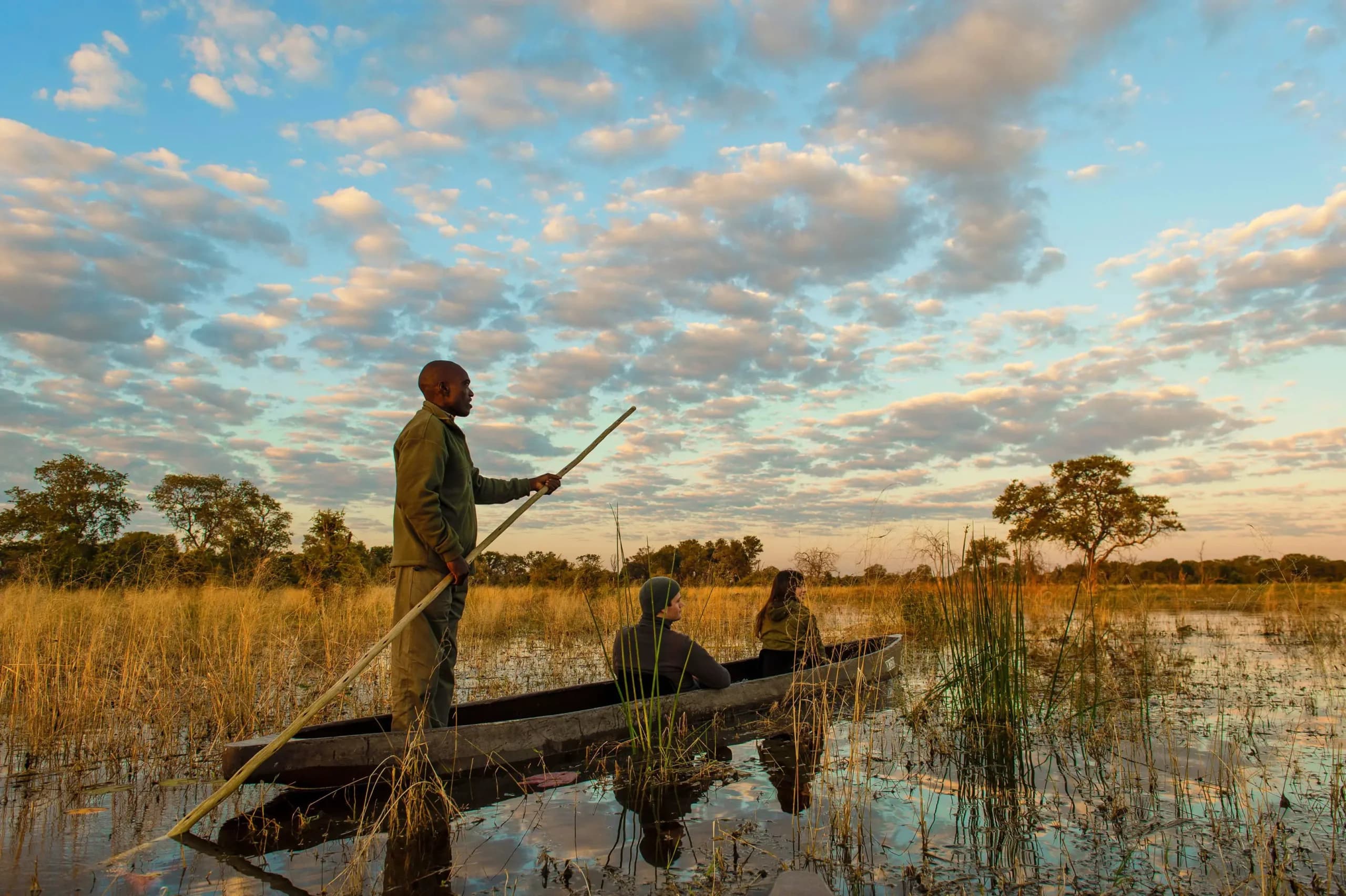 Mokoro Canoe Safari, Okavango Delta Experiences | Yellow Zebra Safaris